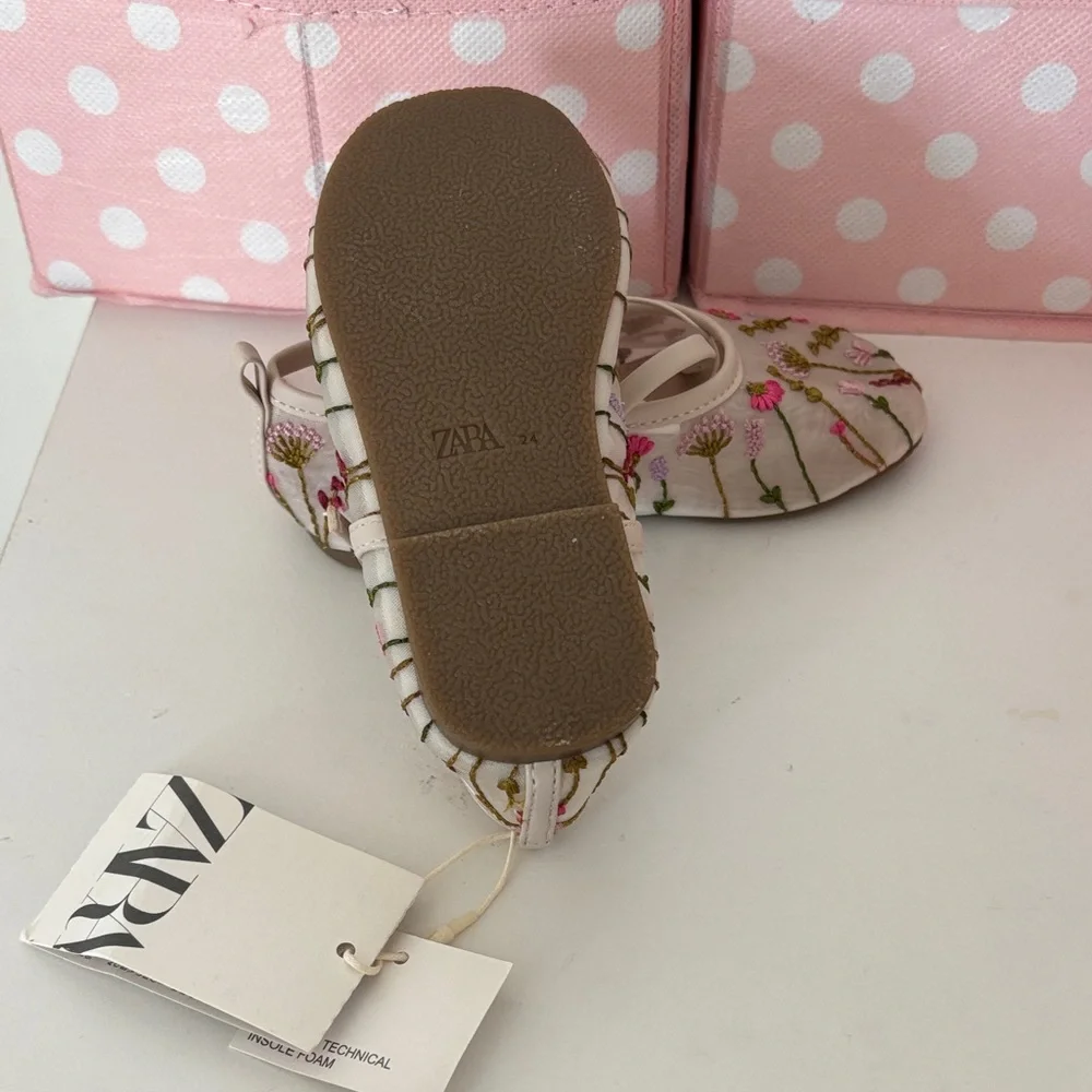 Zara Kids Pink Floral Dress Shoes - Picture 4 of 5